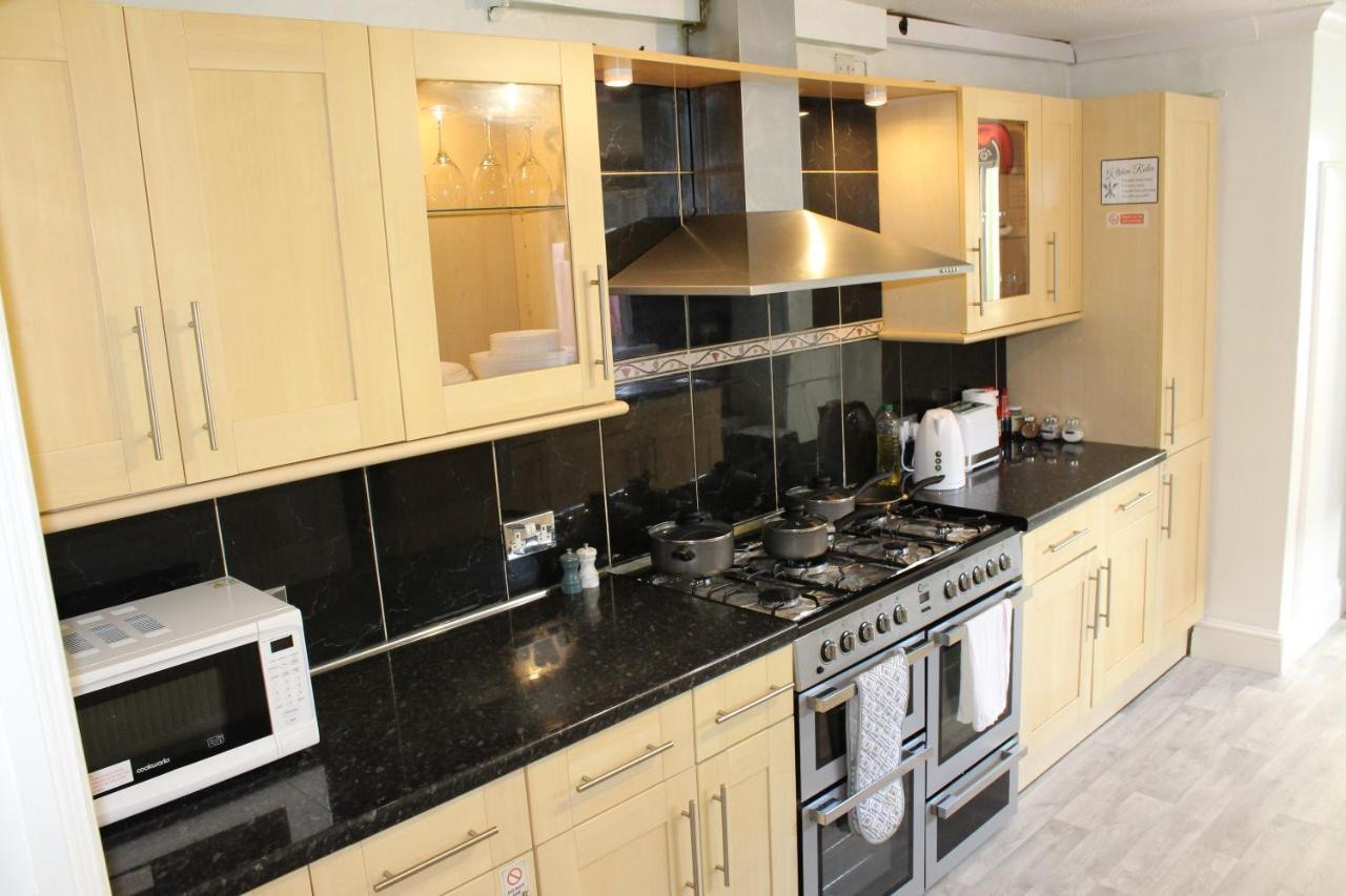 U-Din Homes Weymouth Exteriér fotografie